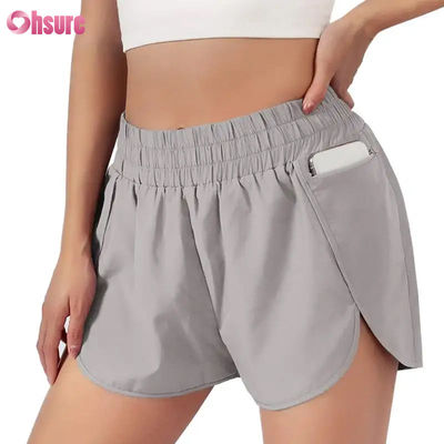 Dames sneldrogende fitness hardloopshorts sneldrogende sportlaag met elastische tailleband ademende atletiekkleding fabrikant