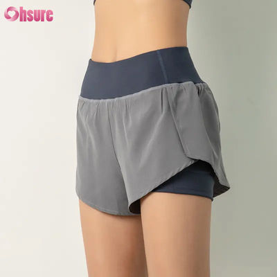 Hoogwaardige workoutbroek voor vrouwen 2 in 1 Lichte sneldrogende sportschool Athletic Training Yoga Short met telefoonzak ademend