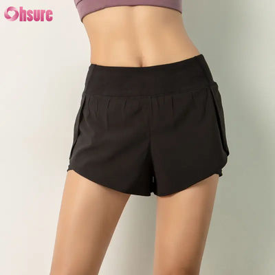 Hoogwaardige workoutbroek voor vrouwen 2 in 1 Lichte sneldrogende sportschool Athletic Training Yoga Short met telefoonzak ademend