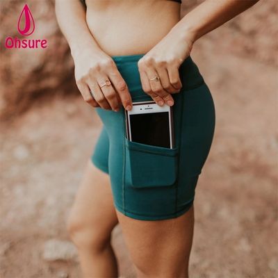Gym korte broek aangepaste workout biker shorts vrouwen fitness shorts met zijzakken workout hoge taille biker shorts 10-12 dagen