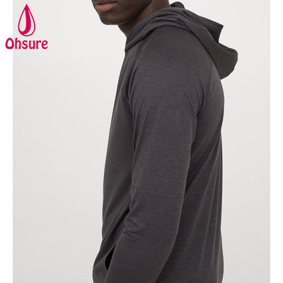 Hot Selling Heren Yoga Hoodie Sneldrogend Mesh-gevoerd Wrapover Capuchon Regular Fit voor Gym Training Aangepast Logo Effen Patroon Herfst