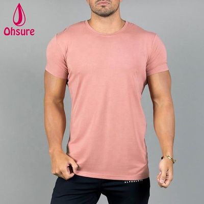 Aangepaste bedrukking sport korte mouw heren workout gym T-shirt fitness gym compressie zwart casual print patroon gebreid OEM